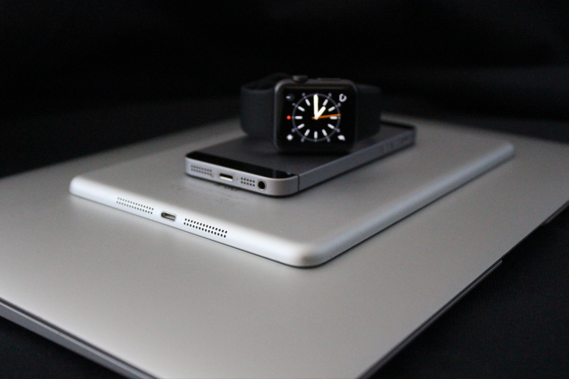 2026_Apple-Symbol2_ProVitako_LP