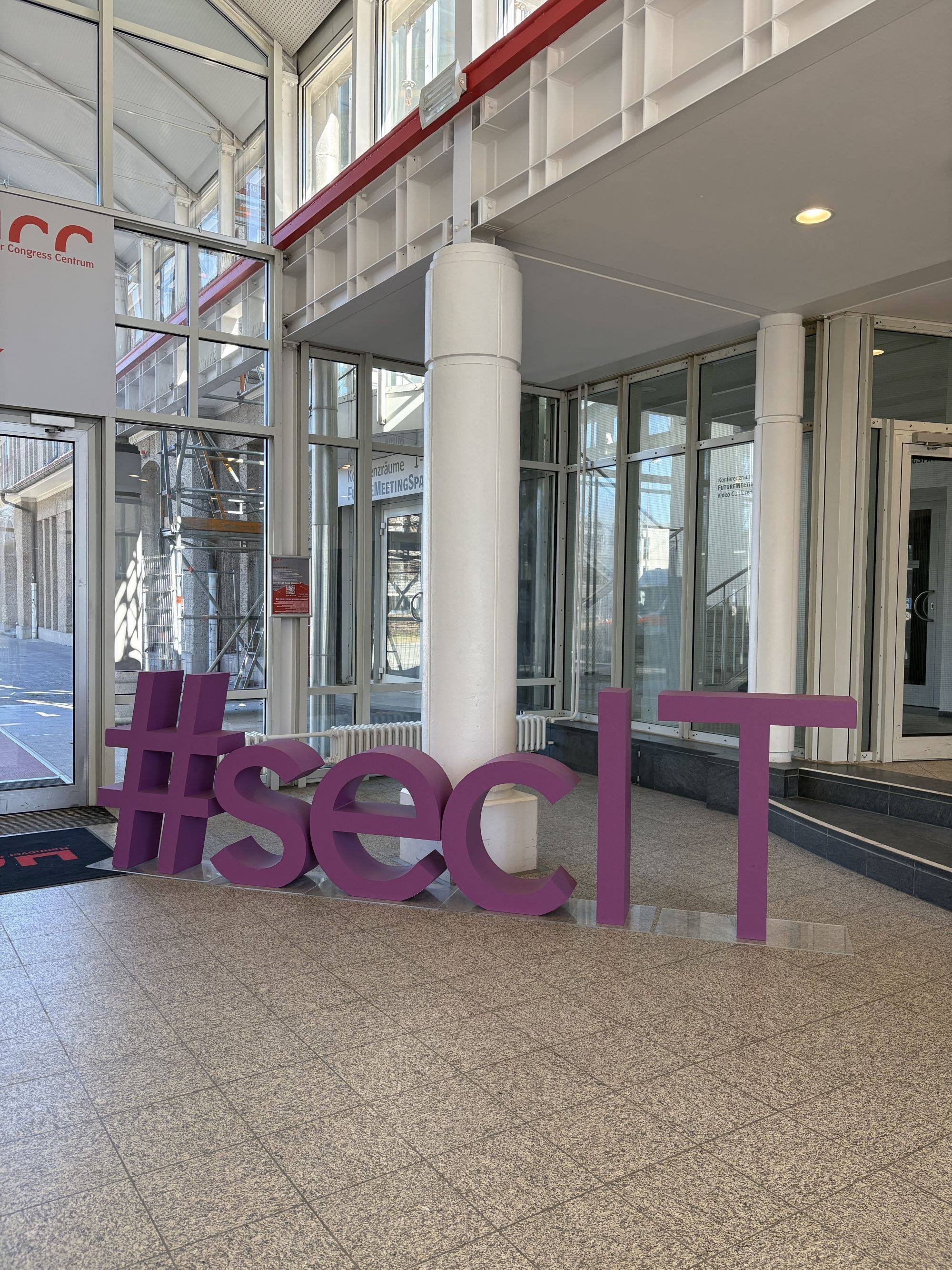 20250319_094756114_iOS-1