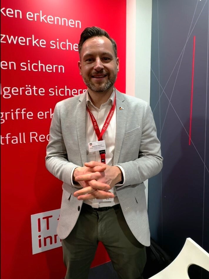 20250319_142338000_iOS - frame-1