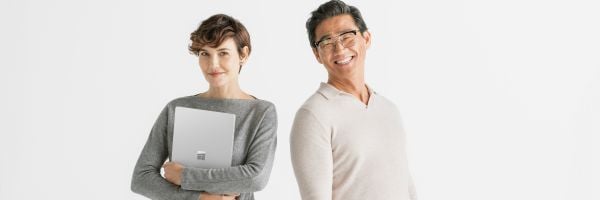 E-Mail Header animiert (mit Button)-3