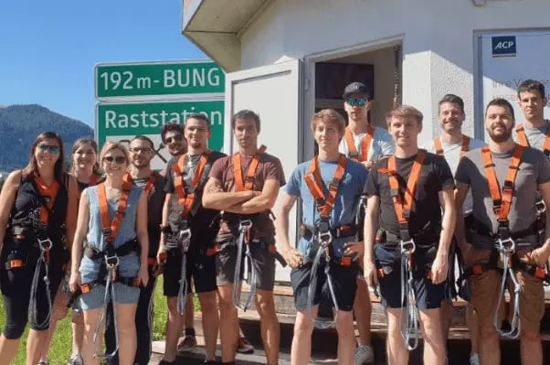 Mitarbeiteraktivitäten Bungeejump ACP Tirol