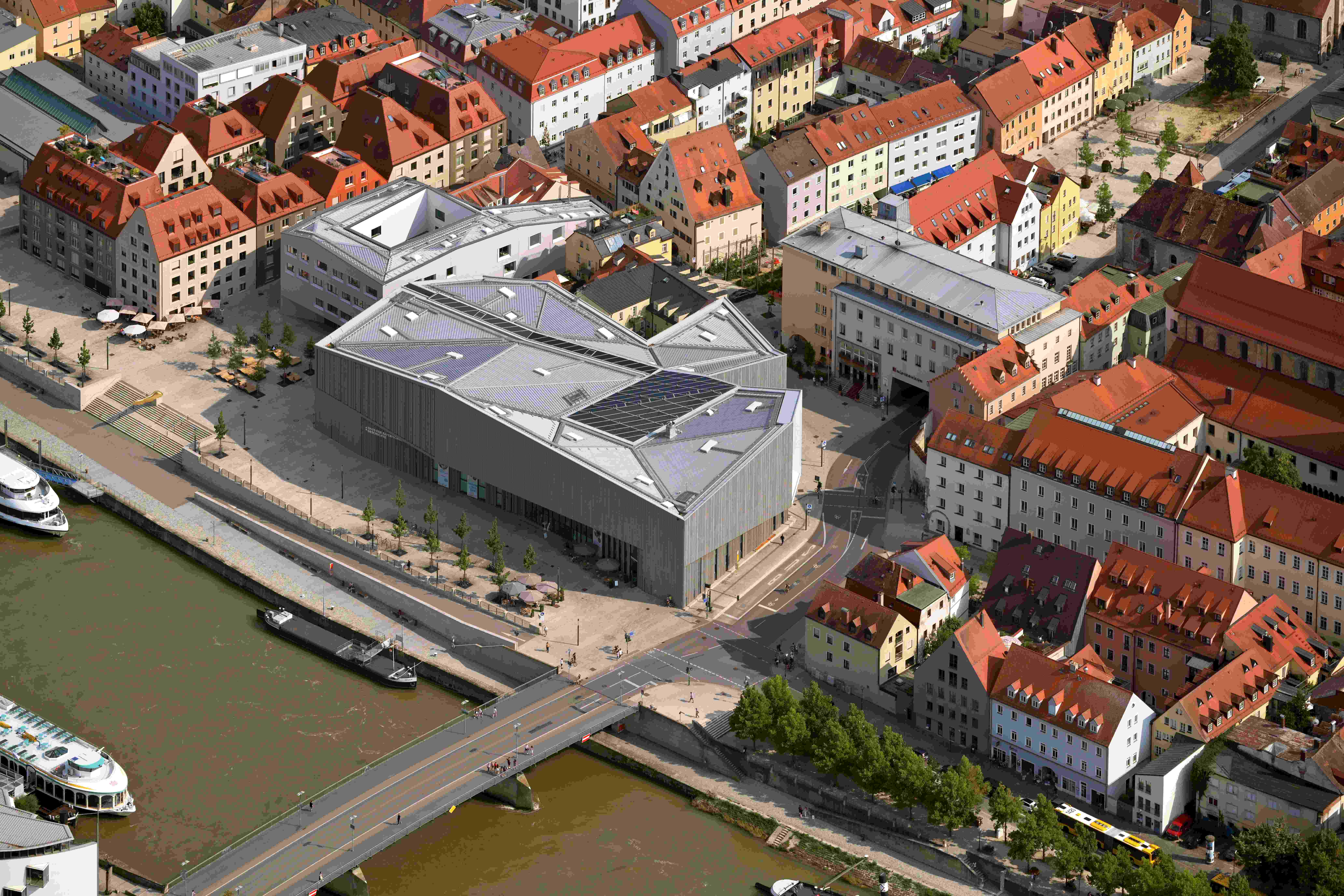 Luftbild HdBG & Bavariathek 2021_(c) HdBG Foto Nürnberg Luftbild Hajo Dietz