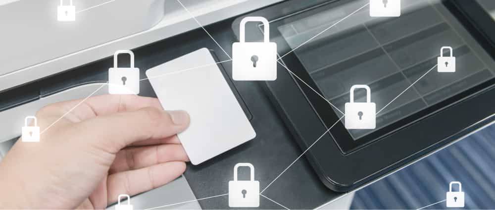 Mit der Pull-Printing-Technologie behält eine Software die Druckaufträge in einer sicheren, virtuellen Warteschlange.