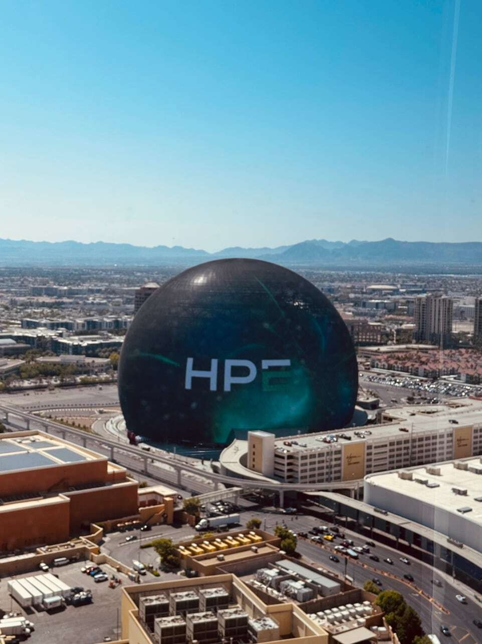 HPE Discover 2025 in Las Vegas - HPE Logo auf der Sphere